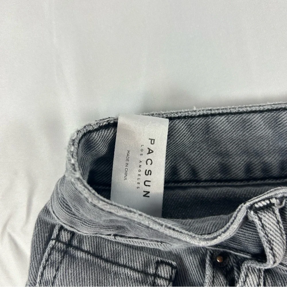 PacSun Women’s Charcoal Distressed‎ High Rise Gestival Jean Shorts Size 26
